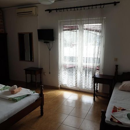 Apartments Regina Sutomore Dış mekan fotoğraf