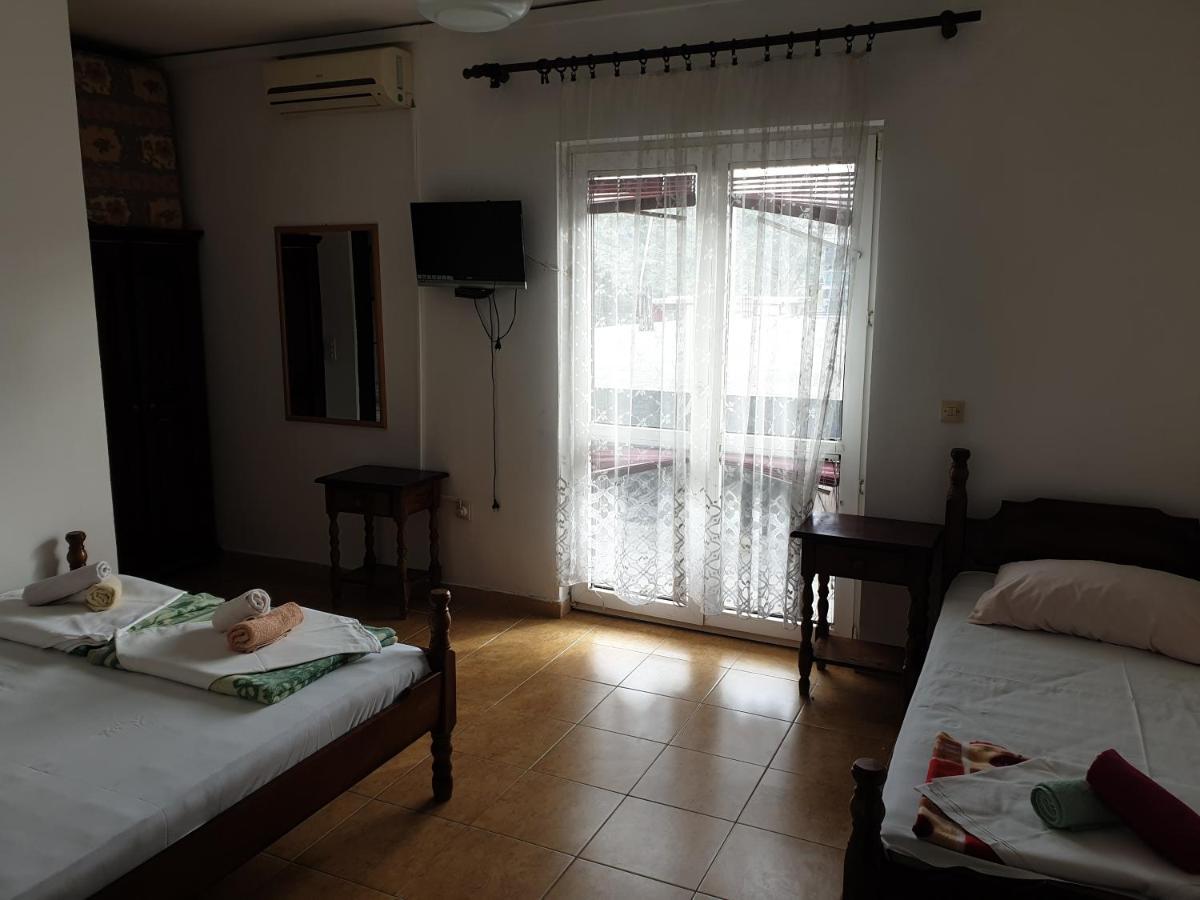 Apartments Regina Sutomore Dış mekan fotoğraf