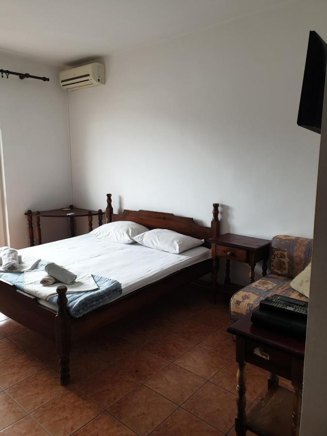 Apartments Regina Sutomore Dış mekan fotoğraf