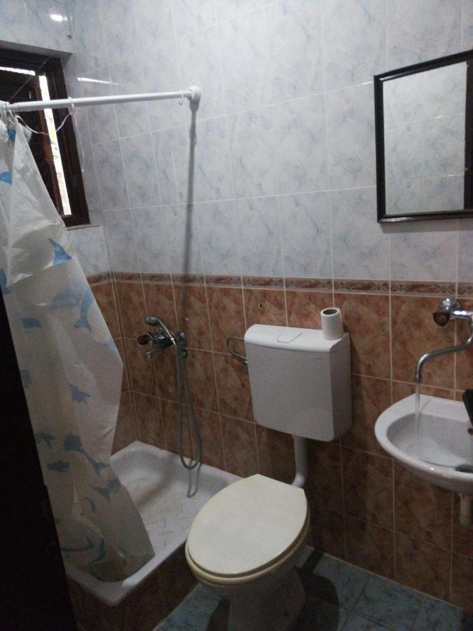 Apartments Regina Sutomore Dış mekan fotoğraf